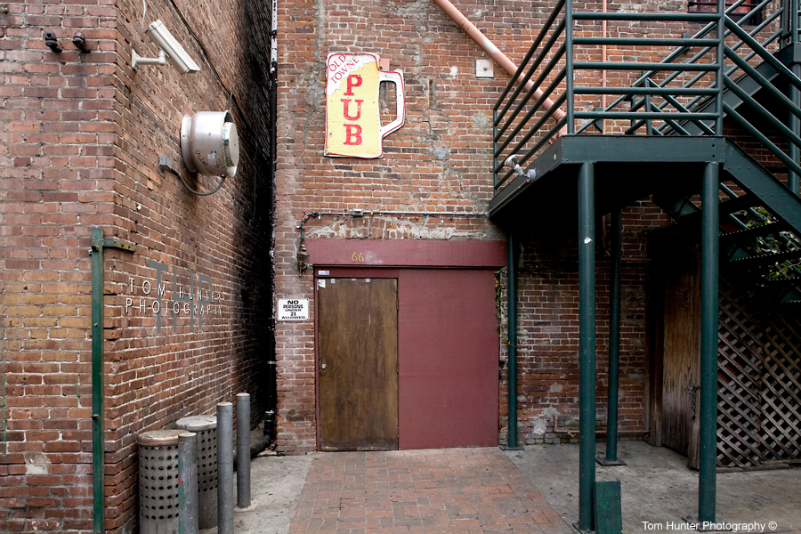 High-end commercial photography exclusive italian restaurant in Truckee, CA. by Tom Hunter Photography